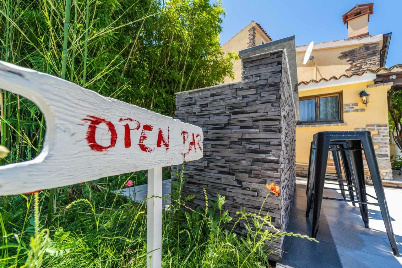 Holiday Home Carla And Dajana Veliki Vareski Exterior photo